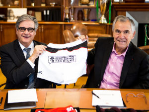 Signature du partenariat entre René Bouscatel et Georges Méric CThomas Biarneix